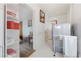 842 Empire Blvd - Photo 20