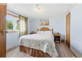 842 Empire Blvd - Photo 21