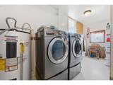 842 Empire Blvd - Photo 26