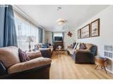 842 Empire Blvd - Photo 9