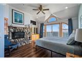 1060 First St - Photo 24