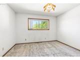 805 Luebke Rd - Photo 16