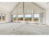 805 Luebke Rd - Photo 9