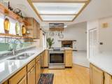 204 Crestwood St - Photo 9