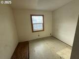 728 Elliott St - Photo 11
