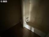 728 Elliott St - Photo 17
