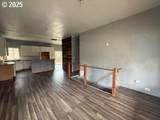 728 Elliott St - Photo 6
