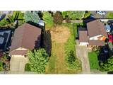 235 Hope Ct - Photo 3
