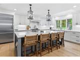 653 Victoria Pl - Photo 11