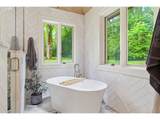 653 Victoria Pl - Photo 22