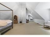 653 Victoria Pl - Photo 32