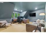 653 Victoria Pl - Photo 35