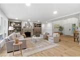 653 Victoria Pl - Photo 8