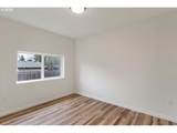 4623 Sumner St - Photo 20