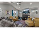 1733 Hemlock Ave - Photo 5