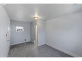 376 Wall St - Photo 14