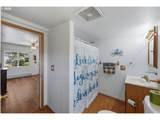 376 Wall St - Photo 18