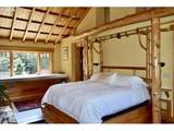 97137 Bank Rogue River Rd - Photo 40