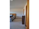 4198 Lancaster Dr - Photo 30