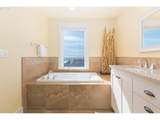 1930 Harbor Ave - Photo 23