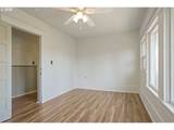 844 Corby St - Photo 22
