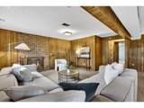18200 Corinthian St - Photo 28