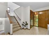 18200 Corinthian St - Photo 6