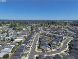 402 Himalaya St - Photo 40