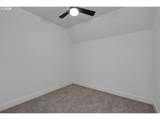 425 Moonwake Ln - Photo 14