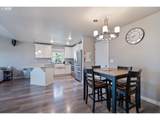 1185 Francis St - Photo 12