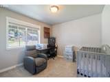 1185 Francis St - Photo 18