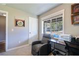 1185 Francis St - Photo 19