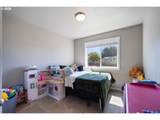 1185 Francis St - Photo 22