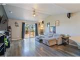 1185 Francis St - Photo 7