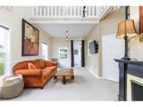 160 Exeter St - Photo 11