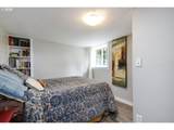 160 Exeter St - Photo 18