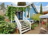 160 Exeter St - Photo 4