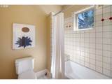 3831 Woodson Ct - Photo 38