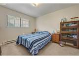15200 Crown Dr - Photo 16