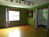 636 Nehalem St - Photo 16