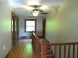 636 Nehalem St - Photo 21