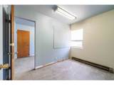 665 Hemlock Ave - Photo 21