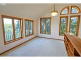 1368 Bayview St - Photo 16