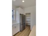 640 Lillian Ln - Photo 6
