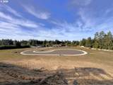 1080 Park Pl - Photo 11