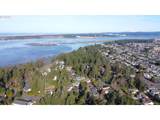 1080 Park Pl - Photo 27