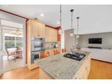 2530 Beacon Hill Dr - Photo 17