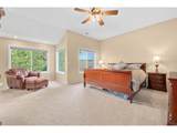 2530 Beacon Hill Dr - Photo 29
