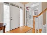 2530 Beacon Hill Dr - Photo 3