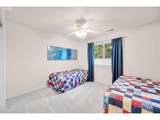 2530 Beacon Hill Dr - Photo 36